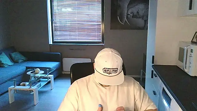 Dartanjanas13 online show from 09/12/25, 04:18