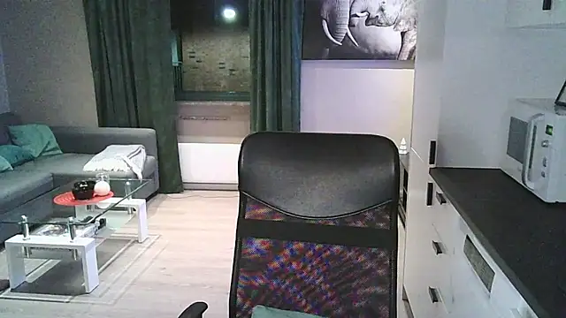 Dartanjanas13 online show from 02/12/26, 05:34