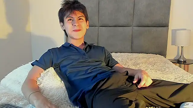 Snapshot of kaneky_07 chatting on 10/01/25, 01:55 kaneky 07 online show from 10/01/25, 01:55