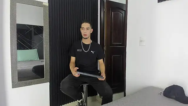  Axel 09 online show from 04/21/26, 03:57