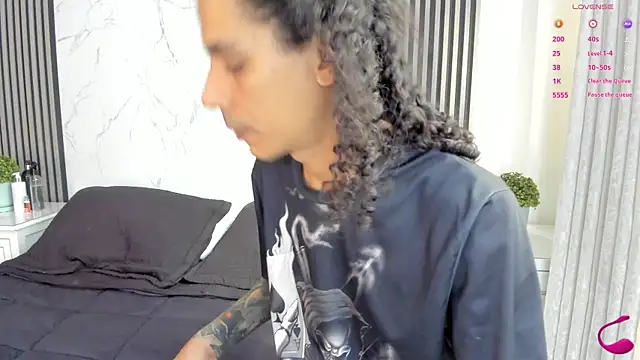 Snapshot of JackAndRosse_ chatting on 06/25/26, 01:38 JackAndRosse online show from 06/25/26, 01:38