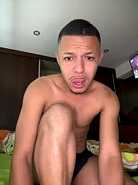 Snapshot of Mlkrrp chatting on 09/23/25, 11:56 Mlkrrp online show from 09/23/25, 11:56