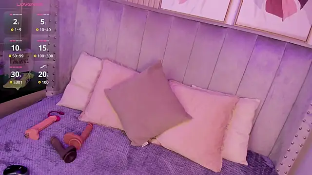 Seshat Hitt online show from 11/08/25, 02:59