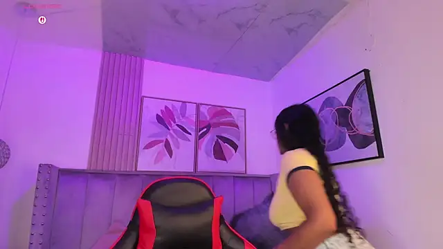 Seshat Hitt online show from 04/11/26, 03:25