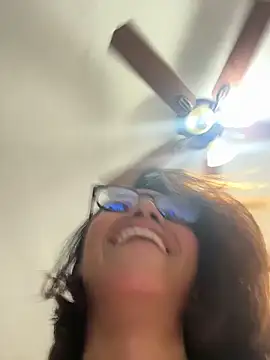 Nia Desire online show from 01/06/26, 05:44