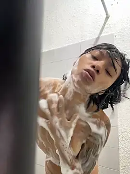 Nia Desire online show from 04/23/26, 01:23