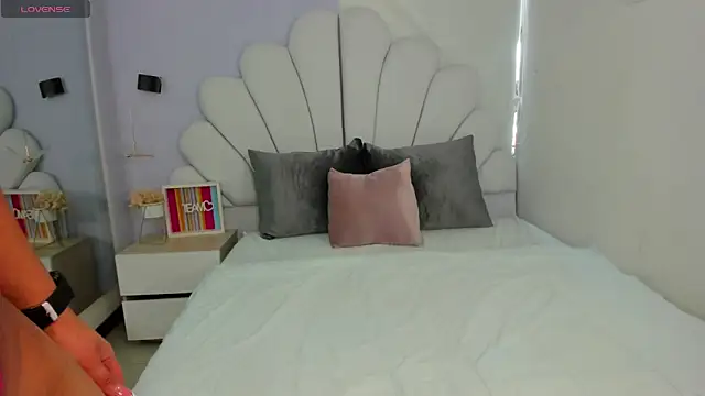 shamara thomson online show from 04/09/26, 05:19