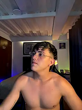 Justin trevor1 online show from 10/24/25, 10:20