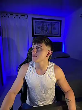 Justin trevor1 online show from 03/17/26, 06:38