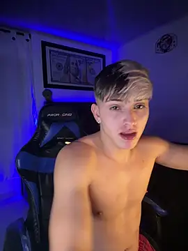 Justin trevor1 online show from 04/18/26, 04:04