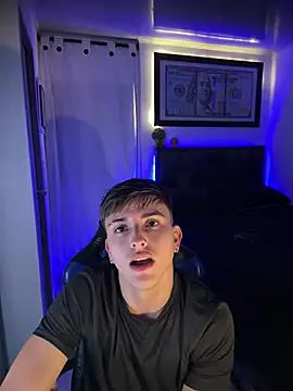 Justin trevor1 online show from 04/14/26, 12:48