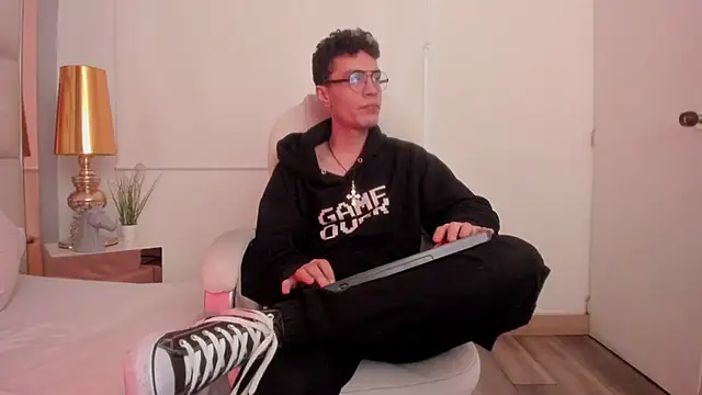 dark sun302 online show from 11/12/25, 09:40