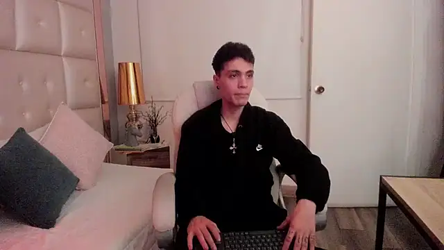 dark sun302 online show from 12/19/25, 02:59