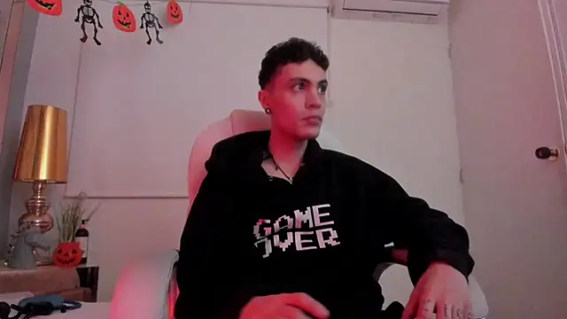 dark sun302 online show from 10/24/25, 03:16