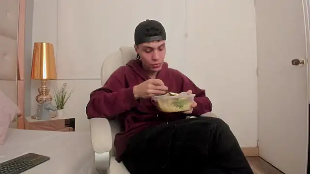 dark sun302 online show from 11/16/25, 09:08