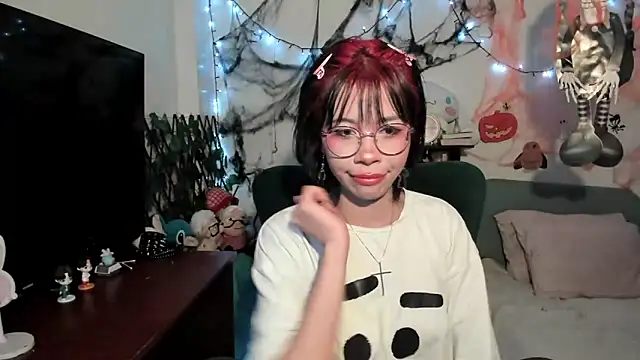 dolliette24 online show from 10/30/25, 08:50