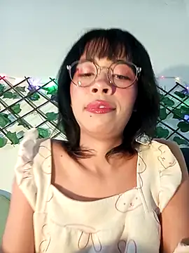 dolliette24 online show from 04/11/26, 05:15