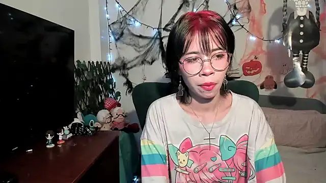 dolliette24 online show from 10/28/25, 09:14