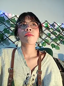 Snapshot of dolliette24 chatting on 05/23/26, 03:38 dolliette24 online show from 05/23/26, 03:38