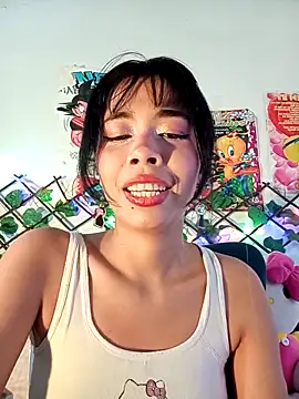 Snapshot of dolliette24 chatting on 05/09/26, 05:33 dolliette24 online show from 05/09/26, 05:33