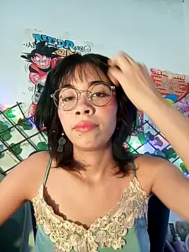 Snapshot of dolliette24 chatting on 05/03/26, 08:56 dolliette24 online show from 05/03/26, 08:56