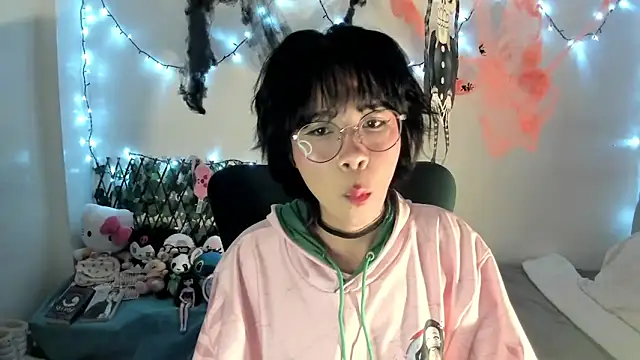 dolliette24 online show from 10/12/25, 02:13