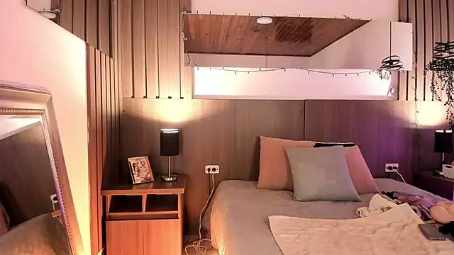 Violet carson online show from 02/10/26, 12:48