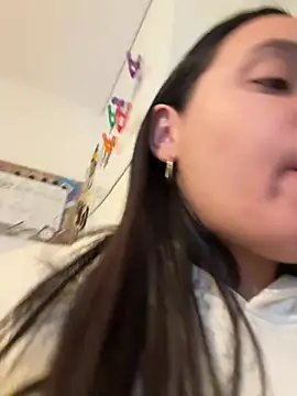 Maia Park online show from 03/26/26, 05:33