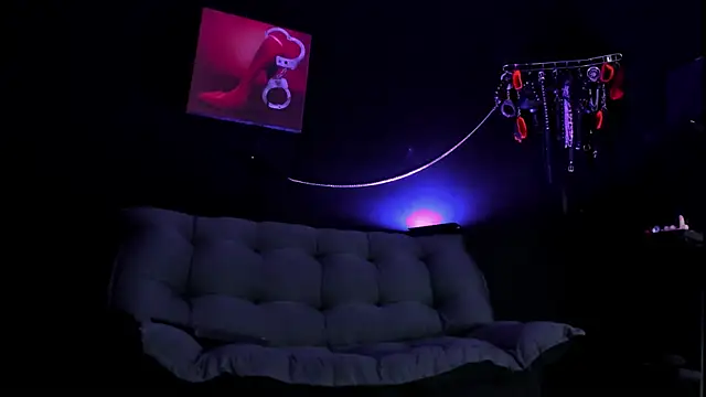 isabellestone online show from 05/08/26, 10:35