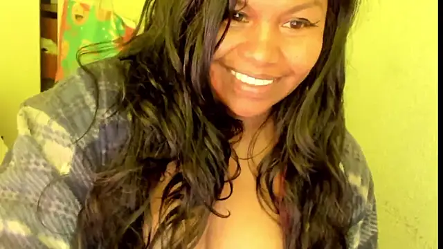 Snapshot of ebonylouissexyhot chatting on 09/11/25, 09:26 ebonylouissexyhot online show from 09/11/25, 09:26