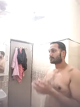 Snapshot of Himanshu111007 chatting on 09/21/25, 03:22 Himanshu111007 online show from 09/21/25, 03:22