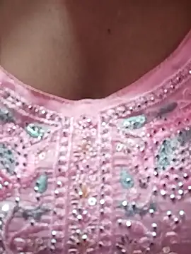 Snapshot of Reeta-rani chatting on 10/01/25, 04:28 Reeta-rani online show from 10/01/25, 04:28