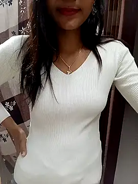Snapshot of Raj-kumari chatting on 10/25/25, 04:29 Raj-kumari online show from 10/25/25, 04:29
