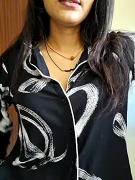 Snapshot of Raj-kumari chatting on 05/28/26, 05:59 Raj-kumari online show from 05/28/26, 05:59