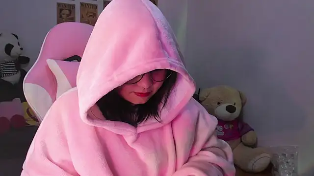 Lolii Zoe online show from 11/22/25, 02:21