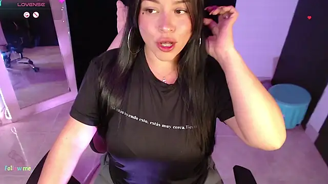 Danniela20 online show from 03/02/26, 03:51