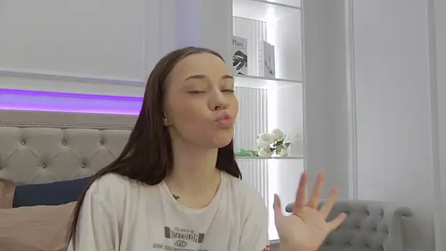 ZoeyNeal online show from 03/14/26, 01:39