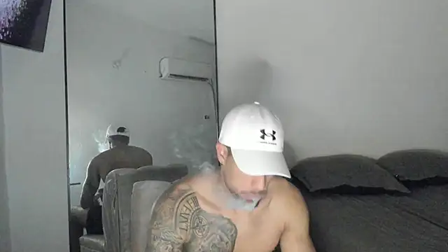 ThiagoLugo online show from 09/28/25, 05:42