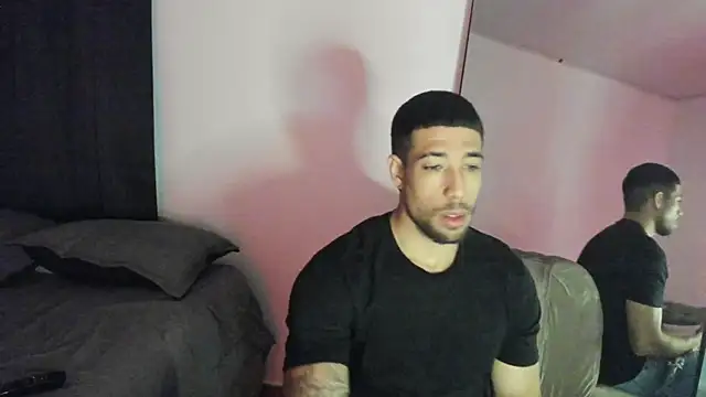 ThiagoLugo online show from 10/13/25, 02:24