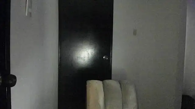 Snapshot of ThiagoLugo chatting on 06/08/26, 05:30 ThiagoLugo online show from 06/08/26, 05:30