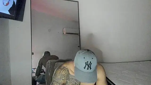 ThiagoLugo online show from 09/19/25, 05:22