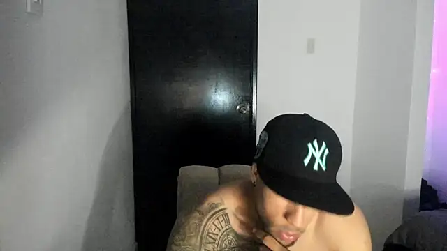 ThiagoLugo online show from 04/13/26, 12:14