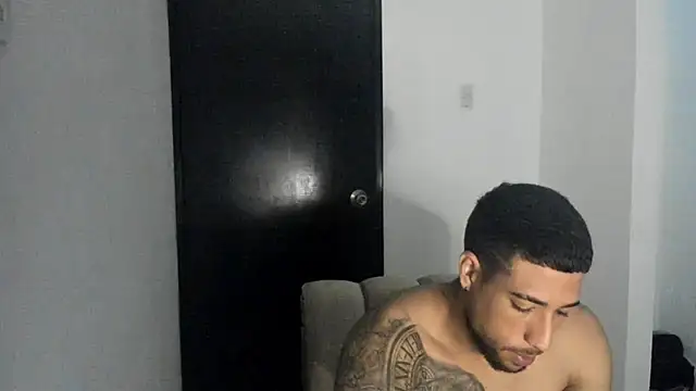 ThiagoLugo online show from 05/04/26, 02:59