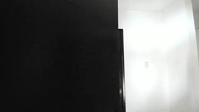 Snapshot of ThiagoLugo chatting on 07/11/26, 08:09 ThiagoLugo online show from 07/11/26, 08:09