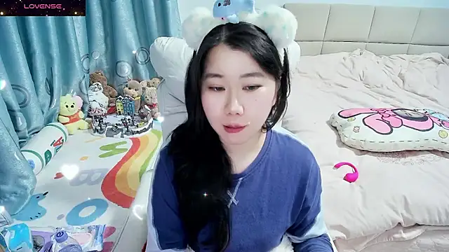 Onlyxixi online show from 11/27/25, 01:11