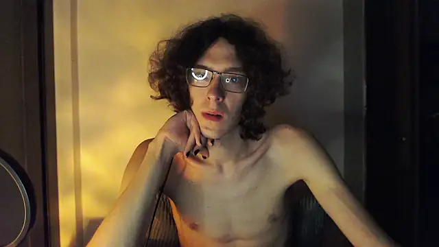 LovesomeCookie online show from 05/18/26, 07:51