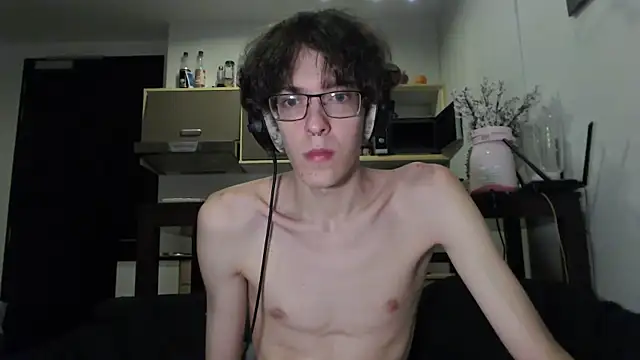 LovesomeCookie online show from 10/08/25, 12:50