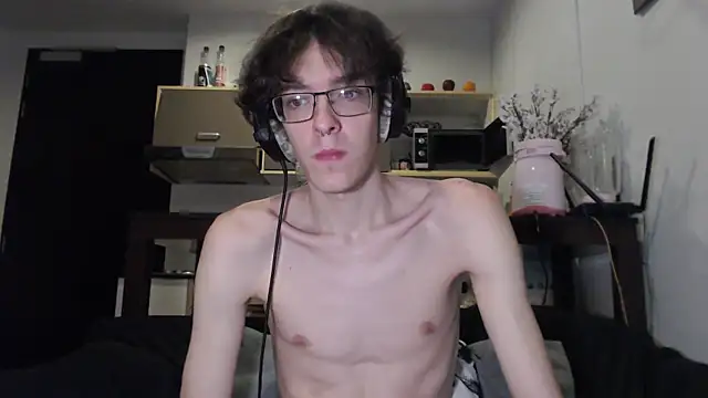 LovesomeCookie online show from 10/13/25, 02:07