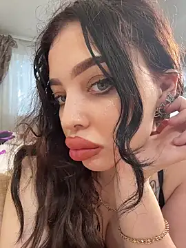 Snapshot of Hannah_xBaby chatting on 11/22/25, 10:14 Hannah xBaby online show from 11/22/25, 10:14