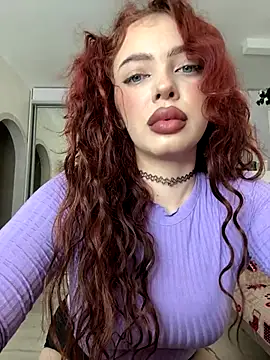 Snapshot of Hannah_xBaby chatting on 10/21/25, 10:14 Hannah xBaby online show from 10/21/25, 10:14